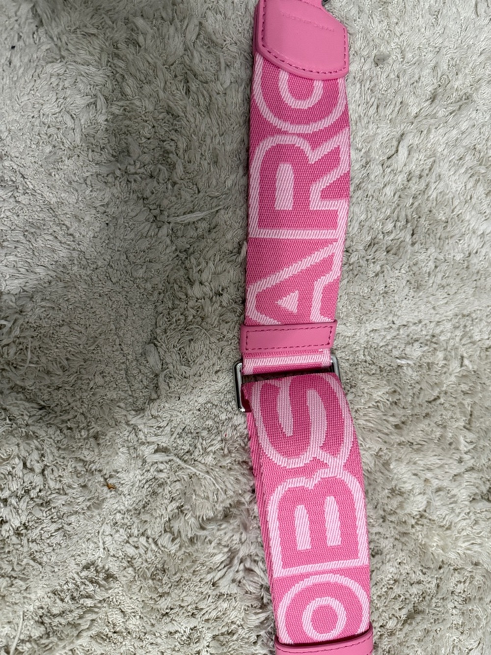 NWOT Marc Jacobs Bubblegum Pink Logo Adjustable Strap - Picture 5 of 6